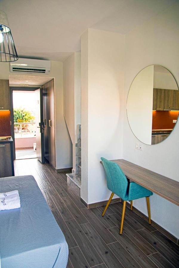 Aelia Luxury Apartments Nikiti  Exterior photo