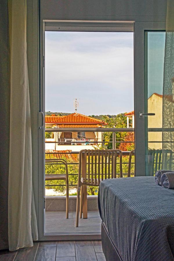 Aelia Luxury Apartments Nikiti  Exterior photo