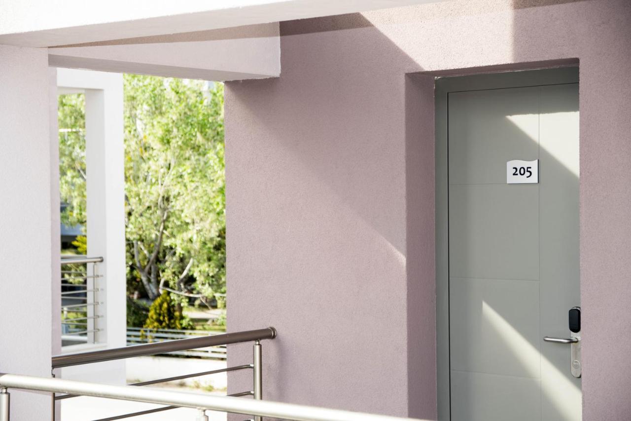 Aelia Luxury Apartments Nikiti  Exterior photo