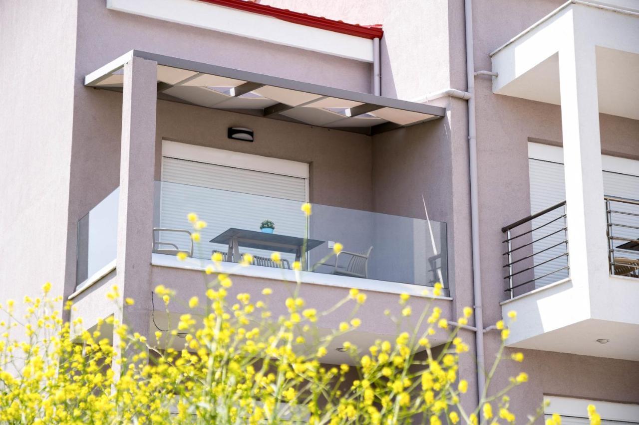 Aelia Luxury Apartments Nikiti  Exterior photo